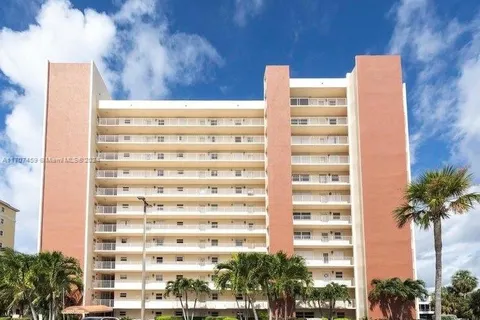 1391 S Ocean Blvd # 302, Pompano Beach FL 33062