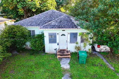 1770 NW 55th Ter, Miami FL 33142