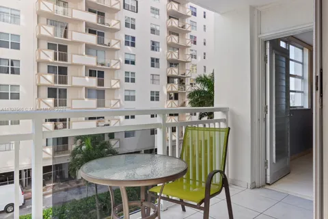 1849 S Ocean Dr # 410, Hallandale Beach FL 33009