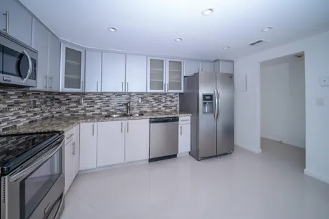 19390 Collins Ave # 1507, Sunny Isles Beach FL 33160