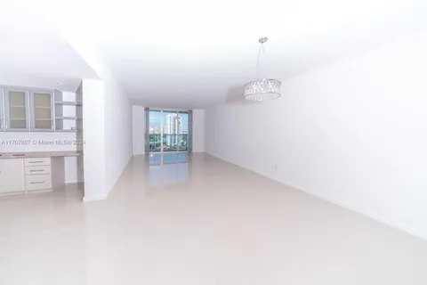 19390 Collins Ave # 1507, Sunny Isles Beach FL 33160