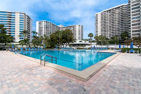 2500 Parkview Dr # 2312, Hallandale Beach FL 33009