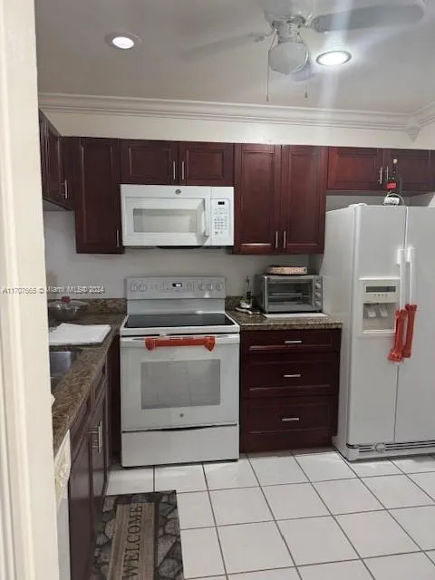 201 Berkley Rd # 302, Hollywood FL 33024