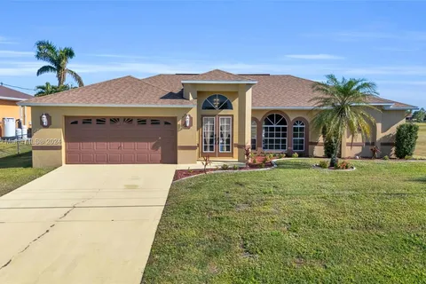 1921 NW 26TH AVE, Cape Coral FL 33993