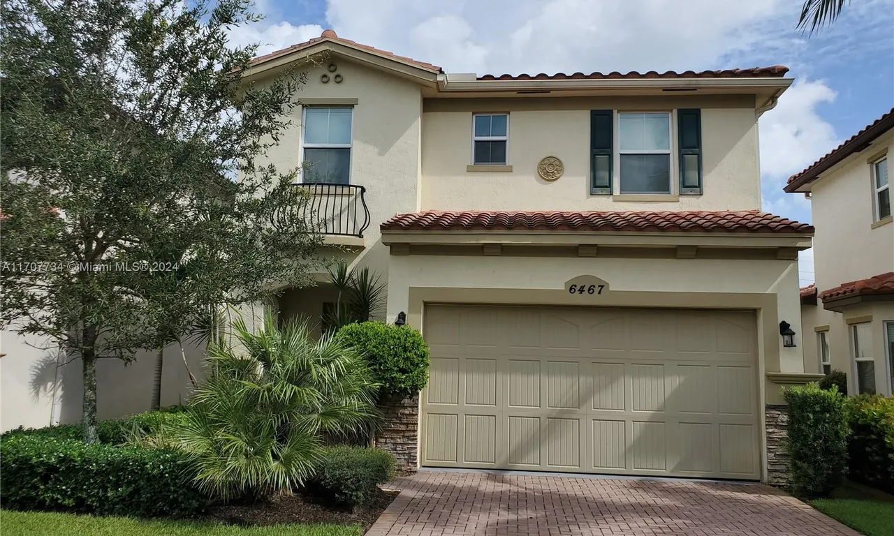 6467 Osprey Landing St, Davie FL 33314