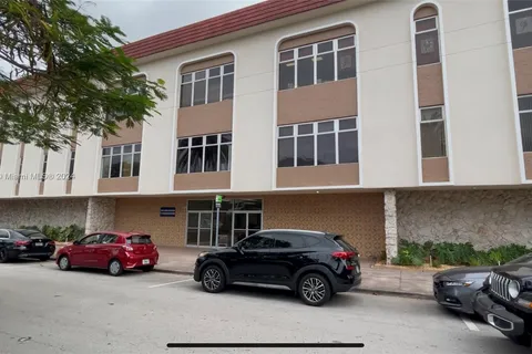 717 Ponce De Leon Blvd # 303, Coral Gables FL 33134