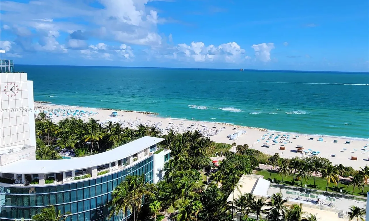 2899 Collins Ave, Miami Beach FL 33140