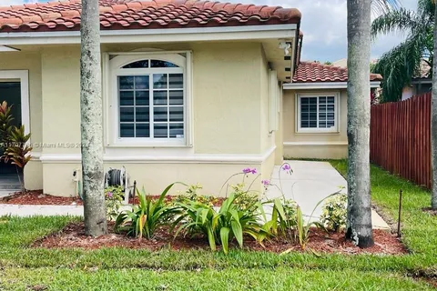 330 Via Firenza Way # 330, Davie FL 33325