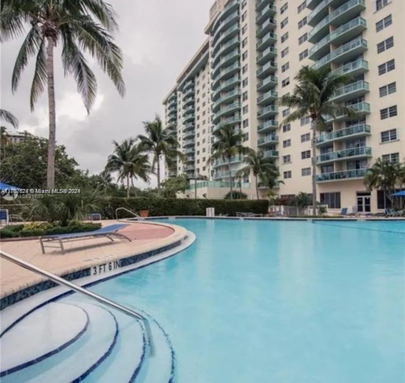 19380 Collins Ave # 224, Sunny Isles Beach FL 33160