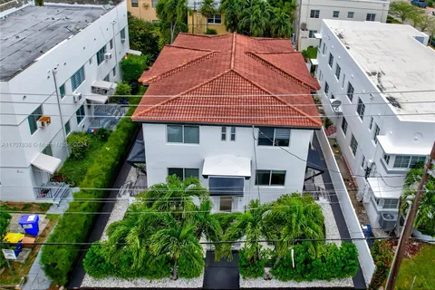 815 39th St, Miami Beach FL 33140