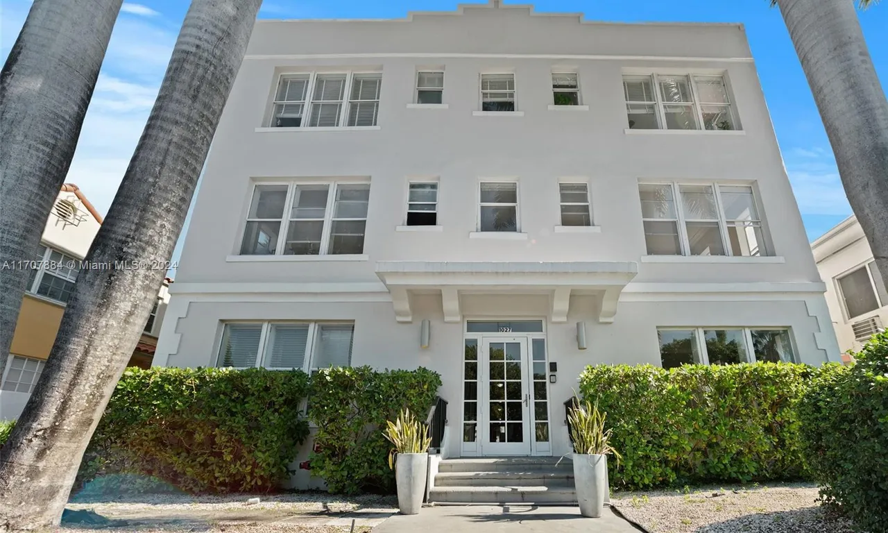 1027 Pennsylvania Ave # 306, Miami Beach FL 33139