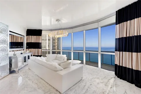 18101 Collins Ave # 4609, Sunny Isles Beach FL 33160