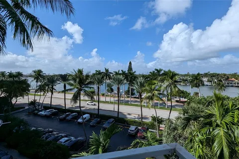 5161 Collins Ave # 607, Miami Beach FL 33140