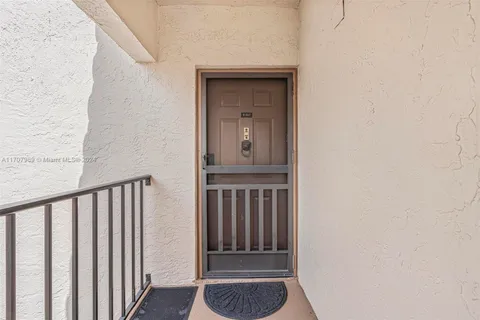 7507 La Paz Blvd # 407, Boca Raton FL 33433