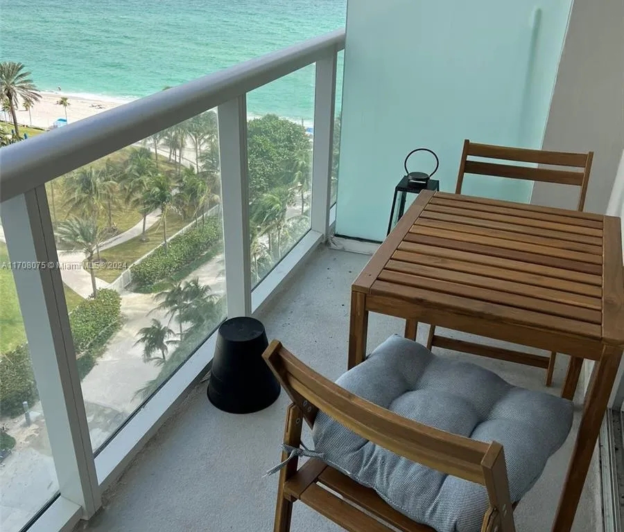 19201 Collins Ave # 1005, Sunny Isles Beach FL 33160