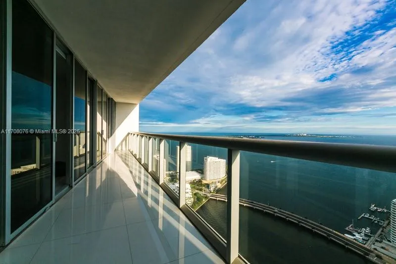 495 Brickell Ave # 4403, Miami FL 33131