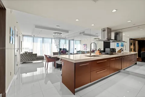 495 Brickell Ave # 4403, Miami FL 33131