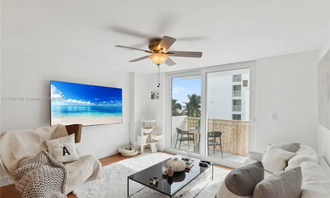 345 Ocean Drive # 414, Miami Beach FL 33139