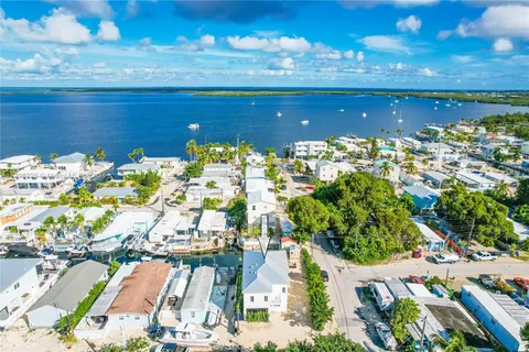 103 W Avenue A, Key Largo FL 33037