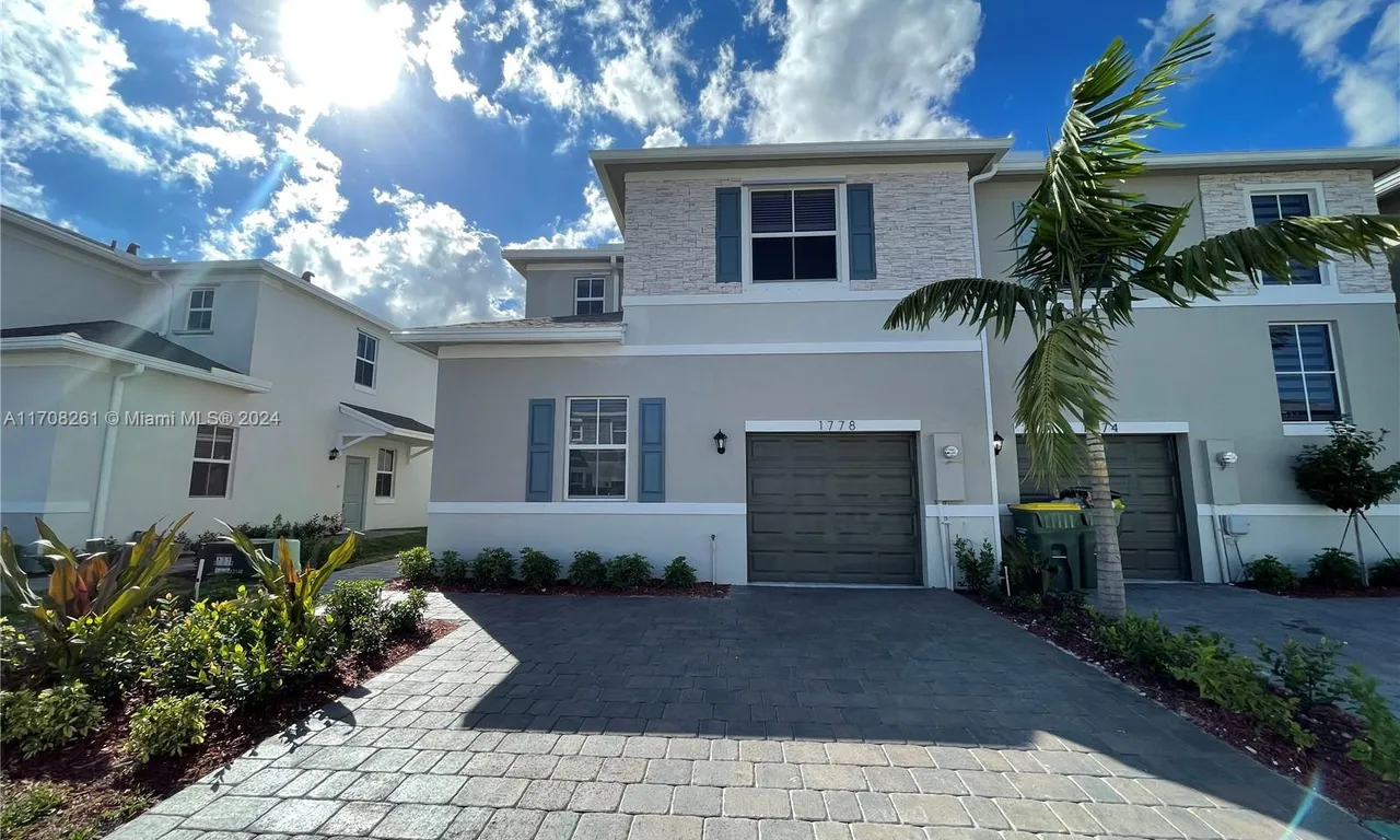 1778 SE 7th Ter, Homestead FL 33034