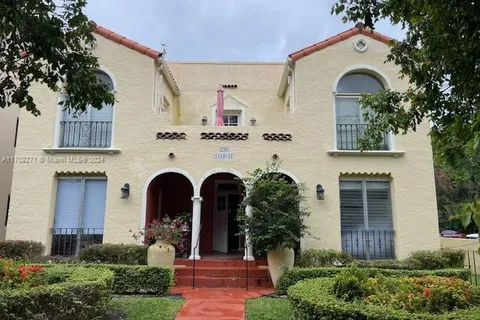 226 Sidonia Ave, Coral Gables FL 33134