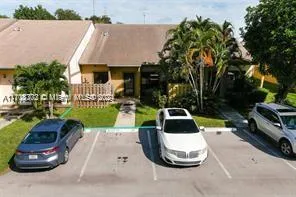 455 NE 210th  Ter, Miami FL 33179