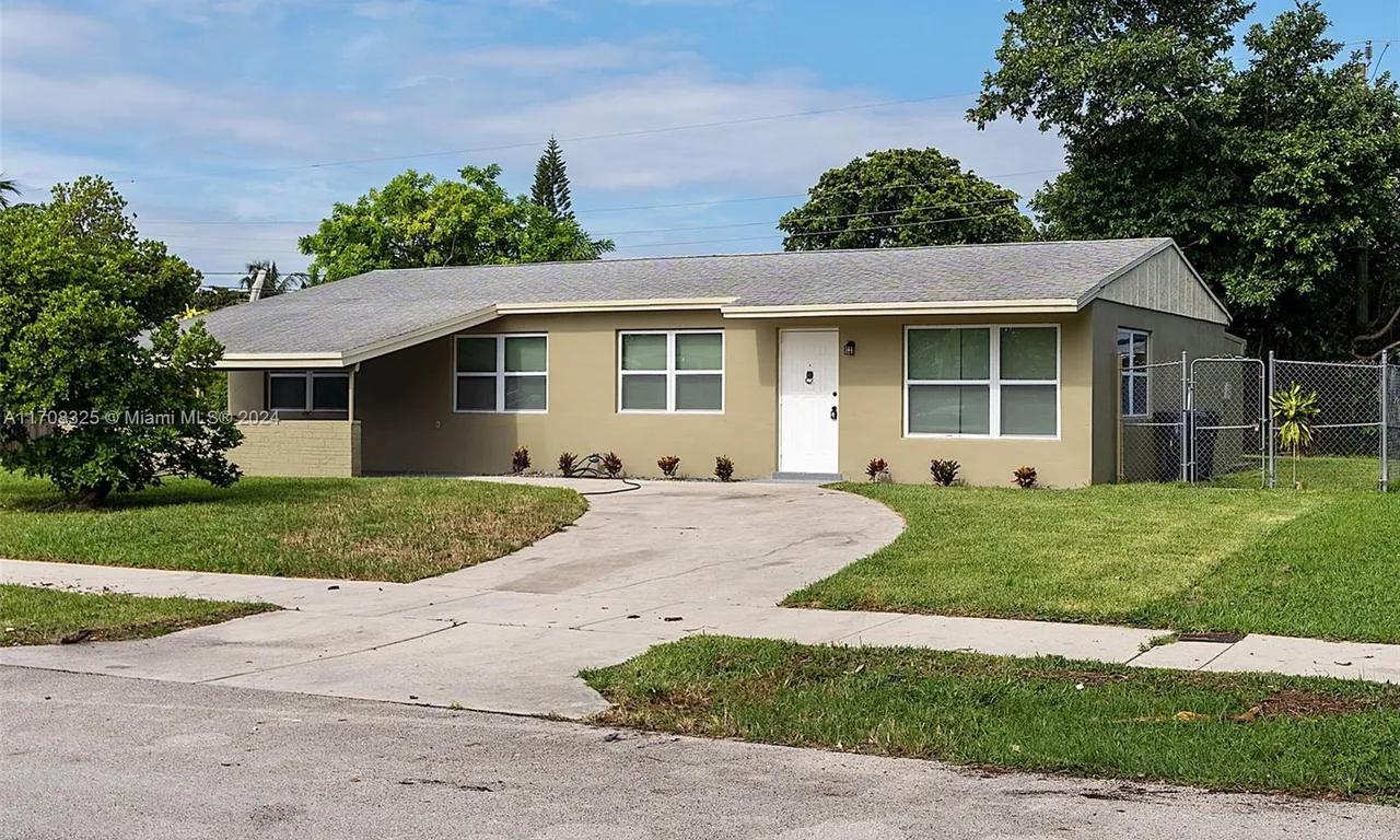 1541 SW 67, North Lauderdale FL 33068