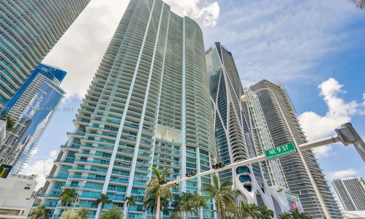 900 Biscayne Blvd # 3910, Miami FL 33132