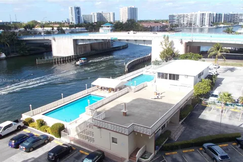 1817 S Ocean Dr # 717, Hallandale Beach FL 33009