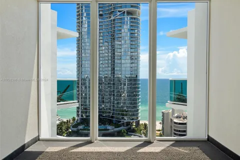 100 Bayview Dr, Sunny Isles Beach FL 33160