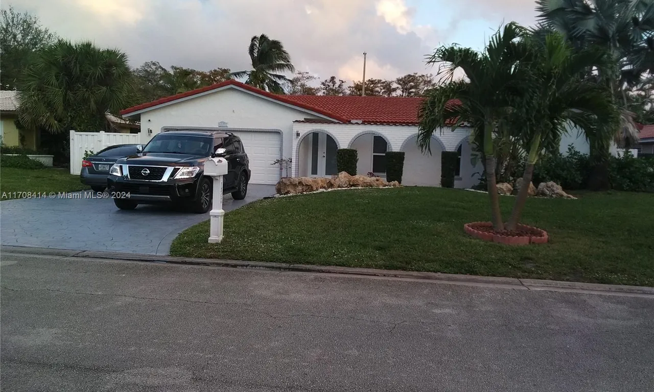 1377 NW 87th Ter # 0, Coral Springs FL 33071