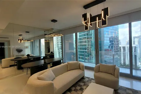 300 Biscayne Blvd Way # 2908, Miami FL 33131