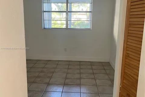 1515 NE 125th Ter # 302, North Miami FL 33161