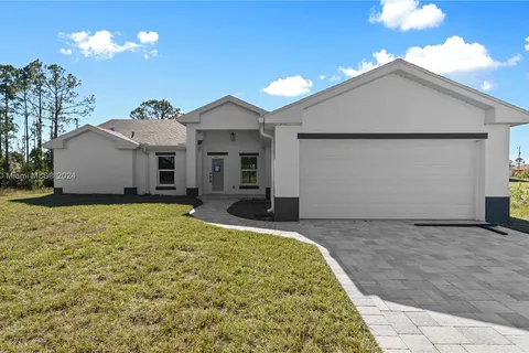 3713 SW 6th St., Lehigh Acres FL 33976