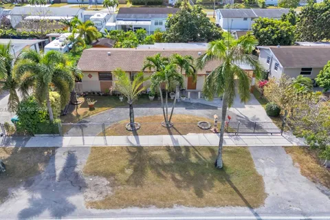 15530 SW 296th St, Homestead FL 33033