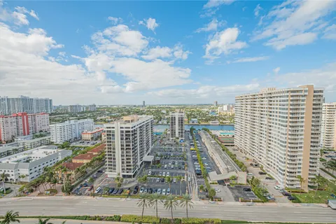 2030 S Ocean Dr # 2126, Hallandale Beach FL 33009