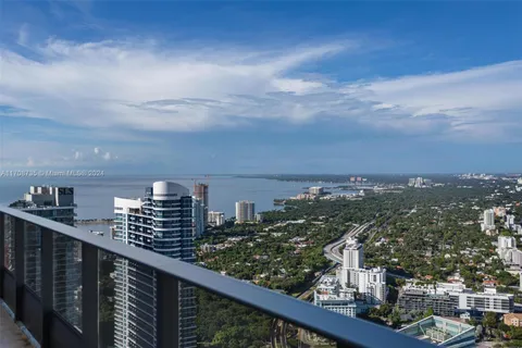 1000 Brickell Plz, Miami FL 33131