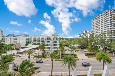 6365 Collins Ave # 2806, Miami Beach FL 33141