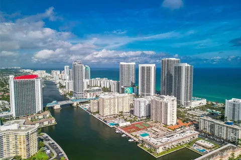 1865 S Ocean Dr # 16B, Hallandale Beach FL 33009