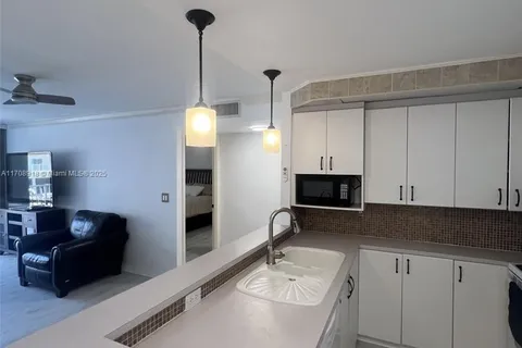 3545 NE 167th St # 205, North Miami Beach FL 33160