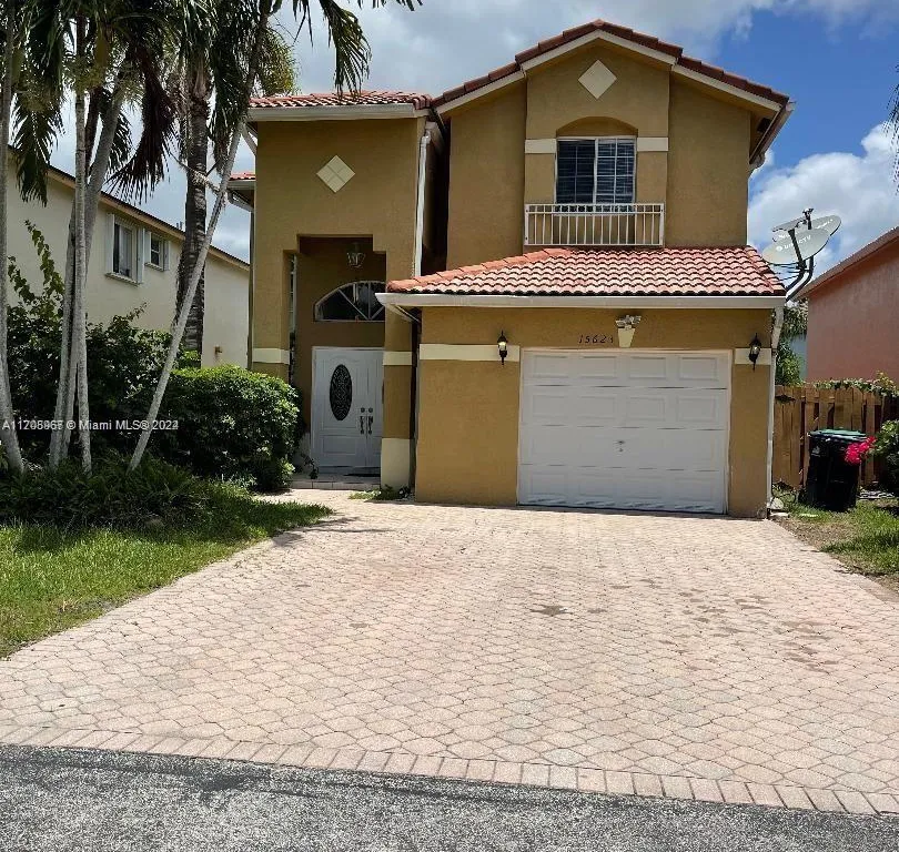 15623 SW 100th Ter # 15623, Miami FL 33196