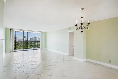 20335 W Country Club Dr # 1606, Aventura FL 33180