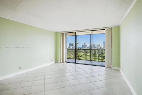 20335 W Country Club Dr # 1606, Aventura FL 33180