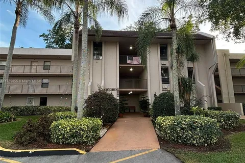 8150 W Mcnab Rd # 316, Tamarac FL 33321