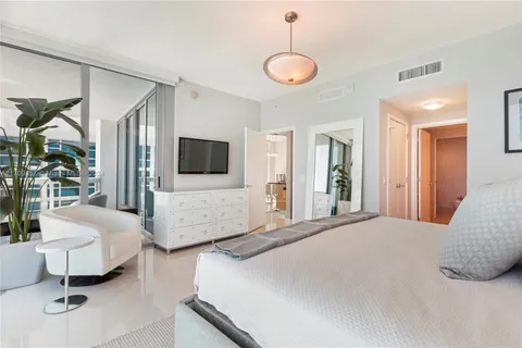 6899 Collins Ave # 1508, Miami Beach FL 33141