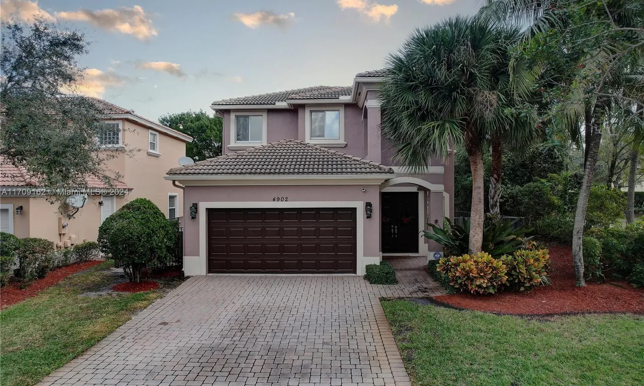 4902 Cypress Way, Coconut Creek FL 33073