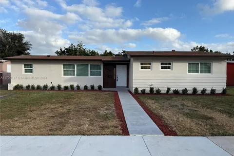 18641 NW 11th Rd, Miami Gardens FL 33169