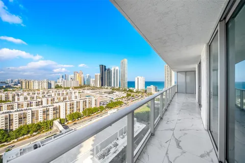 300 Sunny Isles Blvd # 2105, Sunny Isles Beach FL 33160