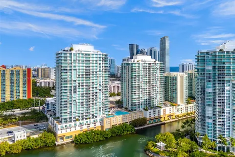 300 Sunny Isles Blvd # 2105, Sunny Isles Beach FL 33160