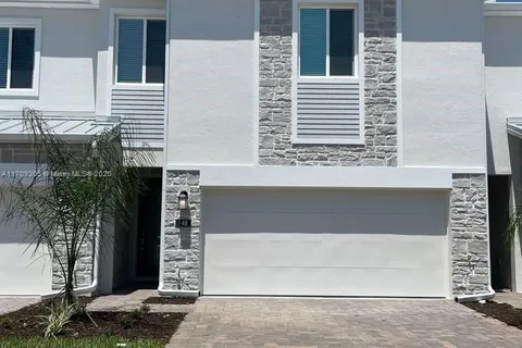 148 Bogey Drive # 148, Davenport FL 33896